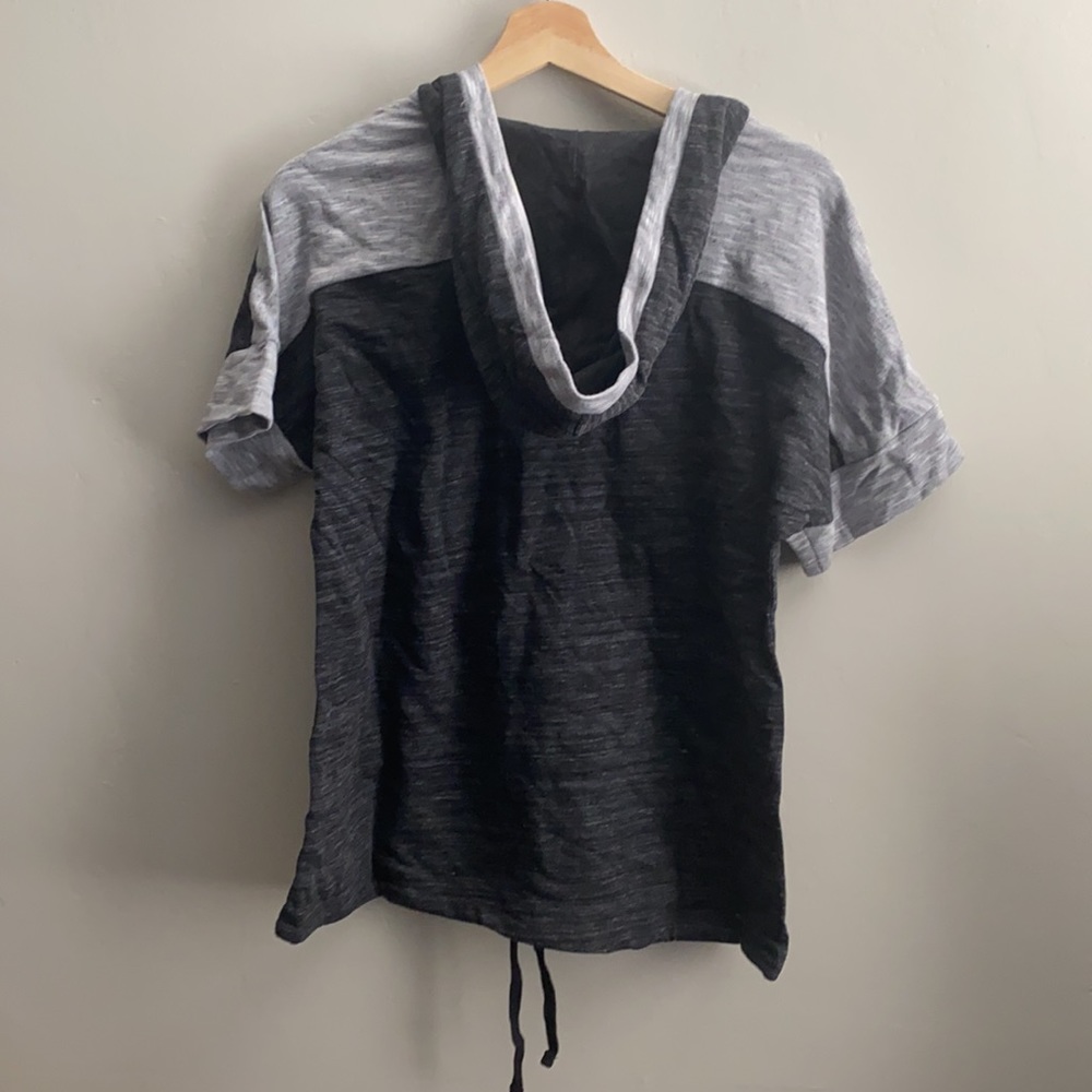 Champion Women's Lightweight Short Sleeves Hoodie - Picture 5 of 6